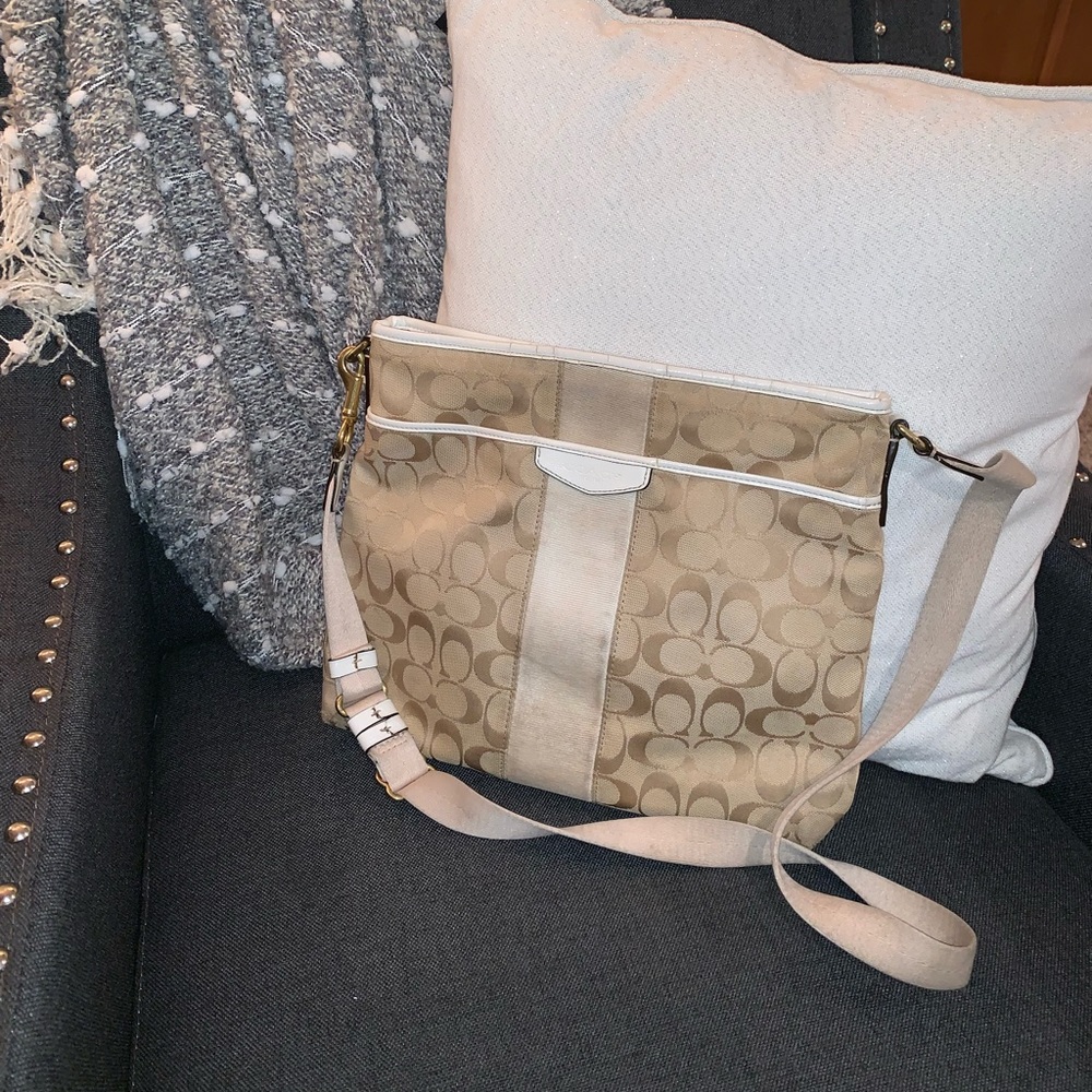 Coach crossbody purse